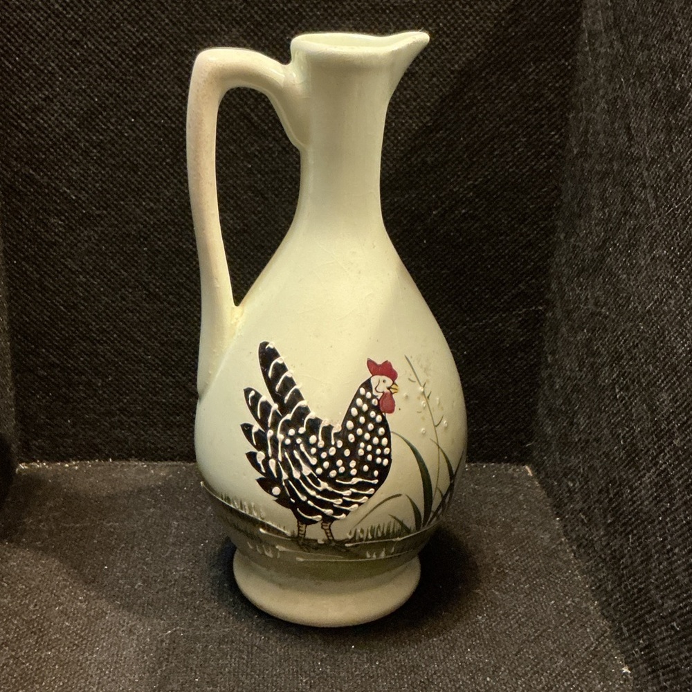 Charming Ceramic Pitcher with Hen Design